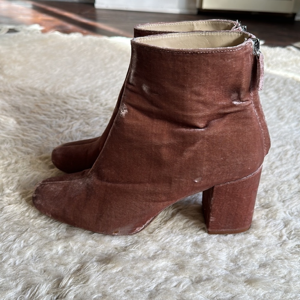 Zara Velvet Boots - Picture 12 of 13